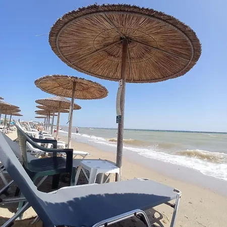 Perla Paralia Dionysiou