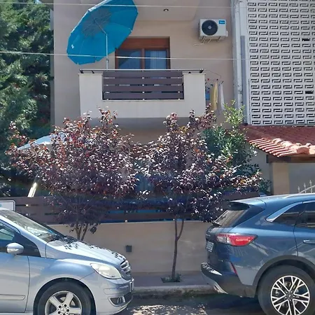 Perla Paralia Dionysiou