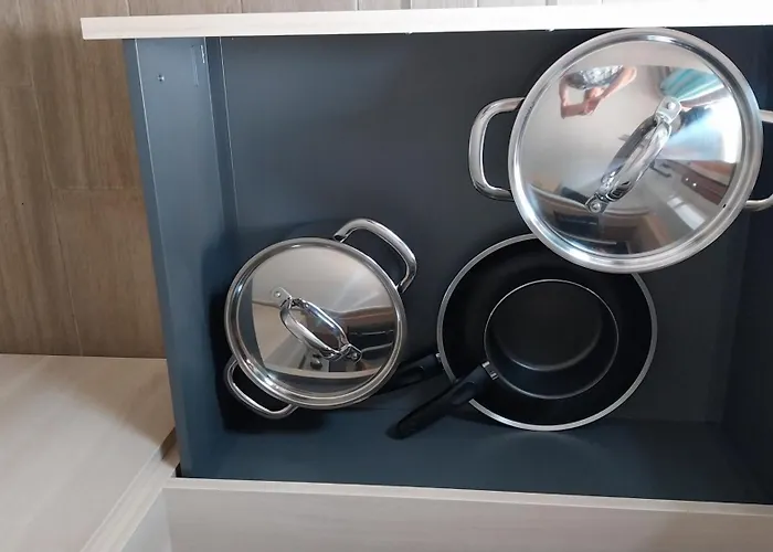 Perla * Paralia Dionysiou